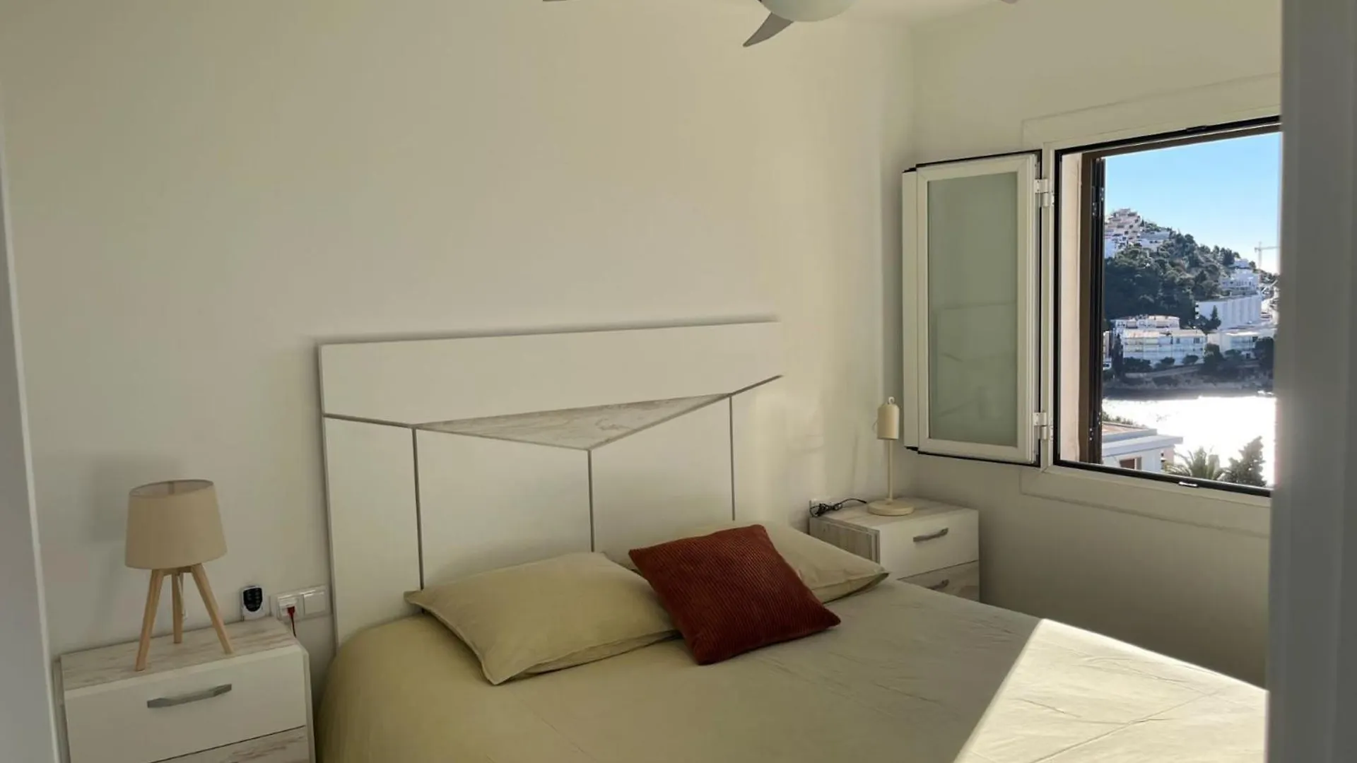 Solmar1 Plage A 100 M, Terrasse Vue Mer, Parking, Wi-Fi Roses